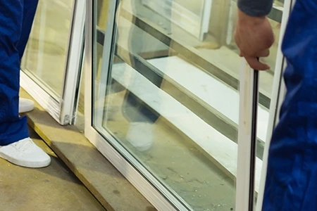 Commercial Glass Repair Technician in Sanford, FL